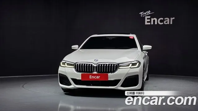 BMW 5-Series 5 серия (G30) 523d xDrive M Sport — Фото автомобиля 3