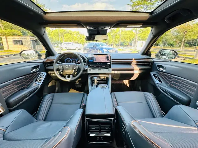 Toyota Avalon — Фото автомобиля 22
