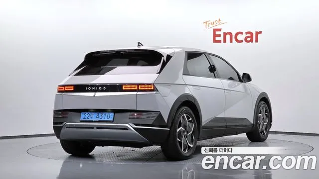 Hyundai Ioniq 5 — Фото автомобиля 2