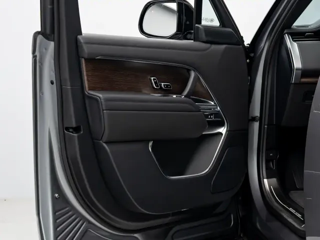 Land Rover Range Rover — Фото автомобиля 17