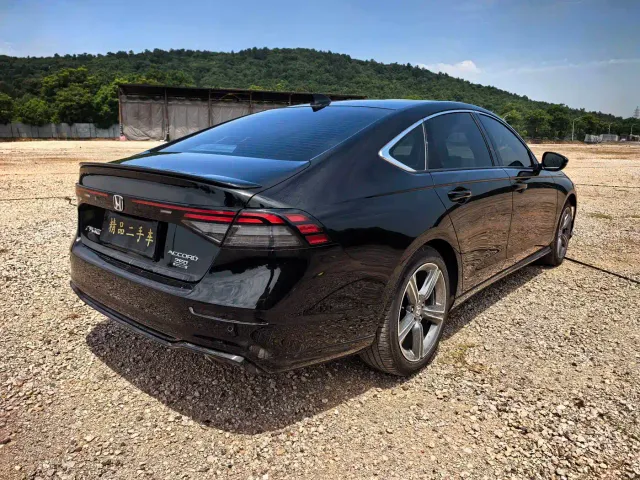 Honda Accord — Фото автомобиля 13