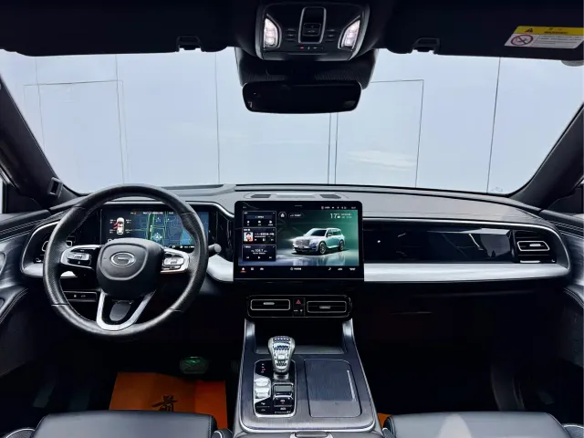 GAC Trumpchi GS8 — Фото автомобиля 22