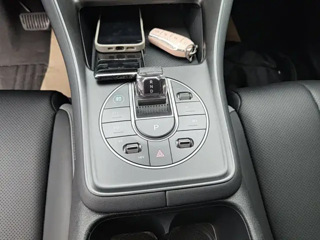 BYD Seal 05 DM-i — Фото автомобиля 13