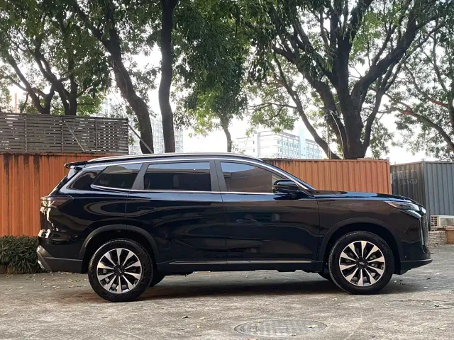 Chery Tiggo 8 PLUS — Фото автомобиля 22