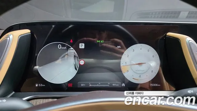 Genesis G90 Бензин 3.5 турбо AWD — Фото автомобиля 8