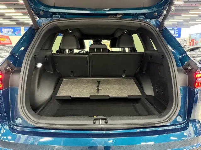 Geely Xingyue L — Фото автомобиля 12