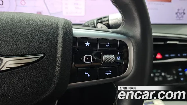 Genesis GV70 2.5T Бензин 2WD — Фото автомобиля 25