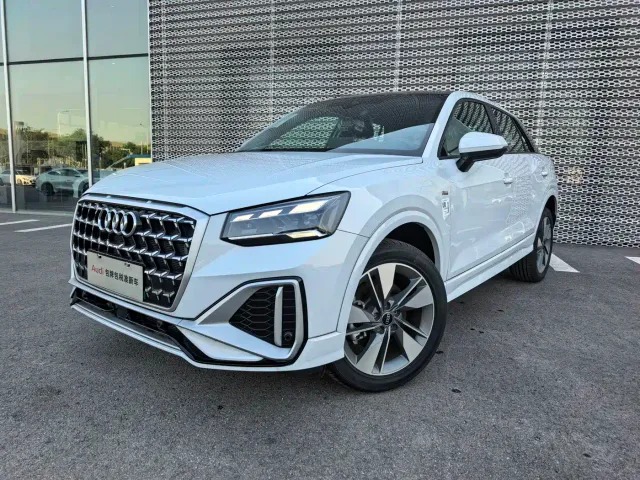 Фотография автомобиля — Audi Q2L