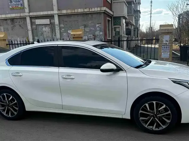 Kia K3 — Фото автомобиля 15