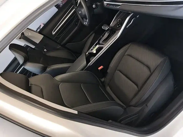 Geely Emgrand — Фото автомобиля 24