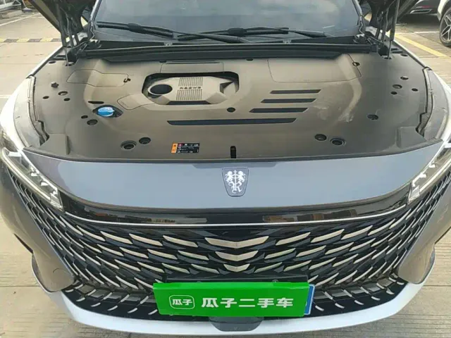 Roewe RX5 — Фото автомобиля 19