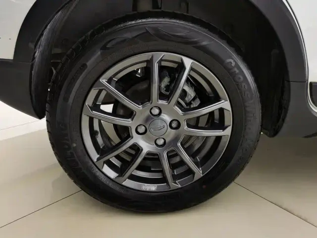 Geely Vision X3 — Фото автомобиля 6