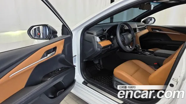 Toyota Camry XV80 — Фото автомобиля 10