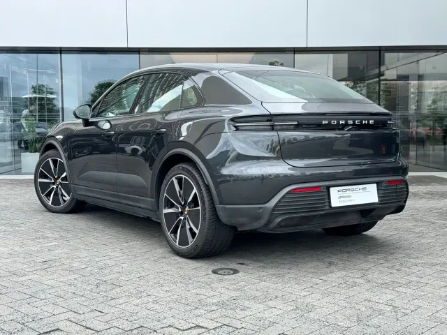 Porsche Macan EV — Фото автомобиля 8