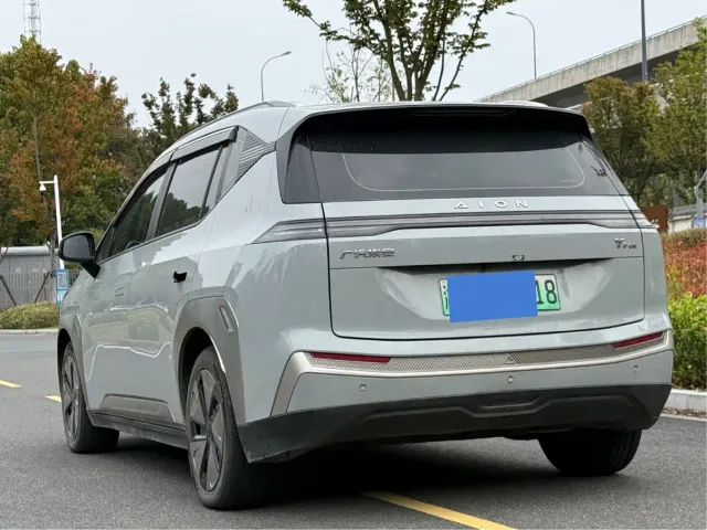 GAC Aion Y — Фото автомобиля 6