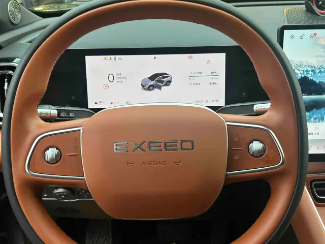 Exeed Starway E05 — Фото автомобиля 5