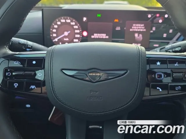 Genesis GV80 — Фото автомобиля 16