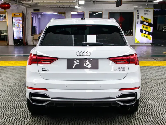 Audi Q3 — Фото автомобиля 22