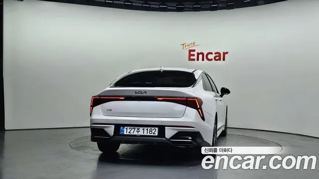 Kia K5 Новый K5 3 поколение 2.0 LPi(Для проката) — Фото автомобиля 4