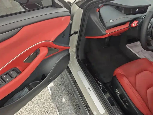 Xiaomi SU7 — Фото автомобиля 15