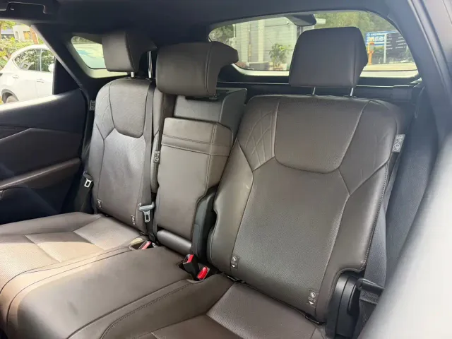 Lexus RX — Фото автомобиля 9