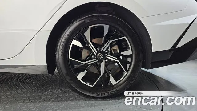 Hyundai Sonata Sonata Edge(DN8) 2.0 LPG(Для проката) — Фото автомобиля 16