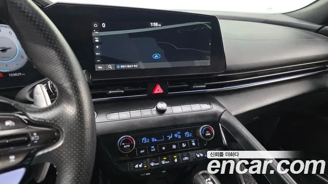 Hyundai Avante CN7 — Фото автомобиля 13
