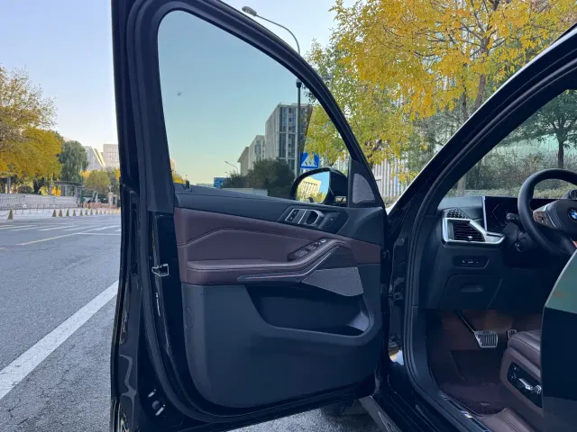 BMW X5 — Фото автомобиля 11