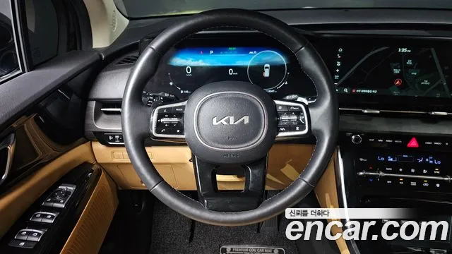 Kia Carnival Generation 4 — Фото автомобиля 15