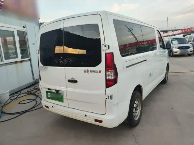 Changan Ruixing EM60 — Фото автомобиля 6