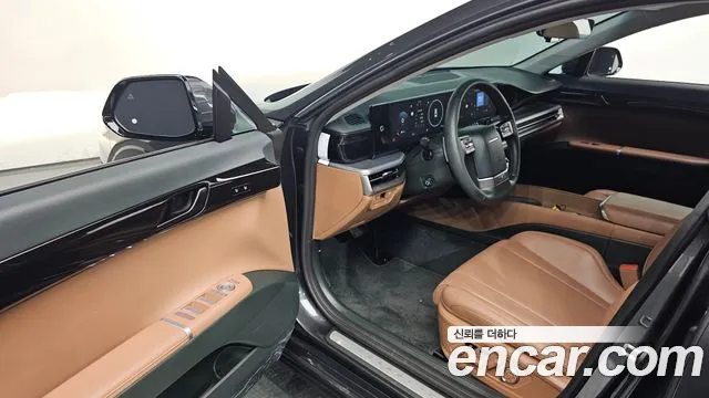 Hyundai Grandeur GN7 — Фото автомобиля 15