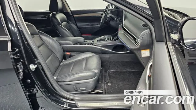 Hyundai Grandeur — Фото автомобиля 12
