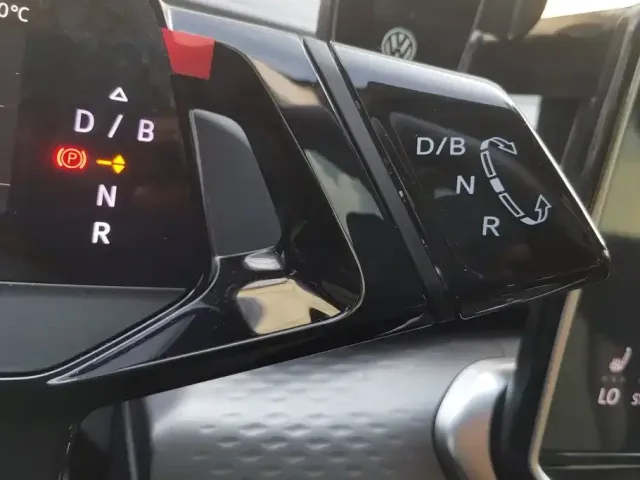 Volkswagen ID.6 X 2023 Upgraded Pure Long Range Edition — Фото автомобиля 16