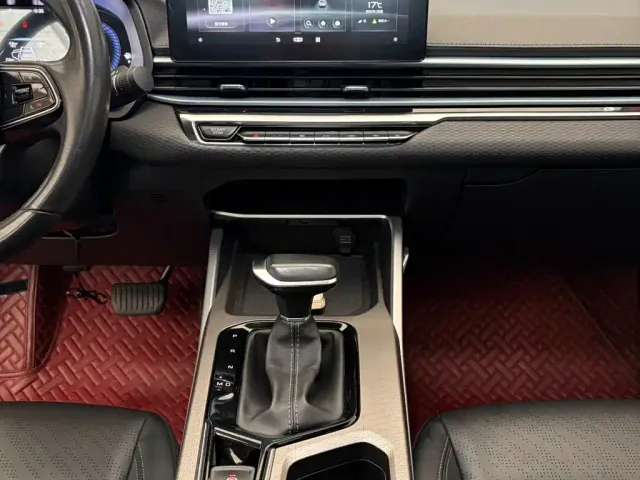 Geely Emgrand — Фото автомобиля 9