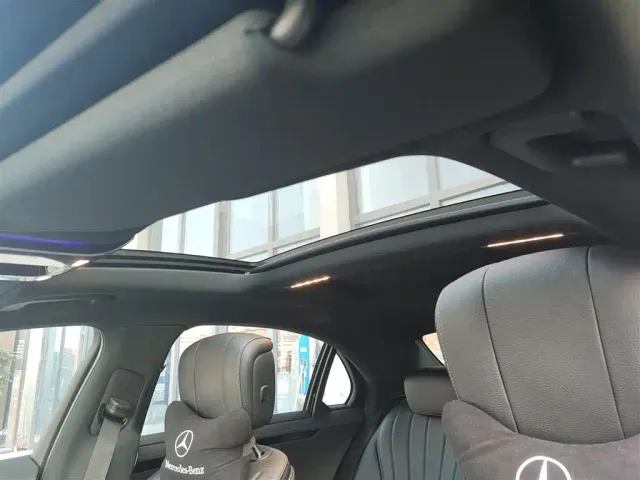 Mercedes-Benz S-Class — Фото автомобиля 14