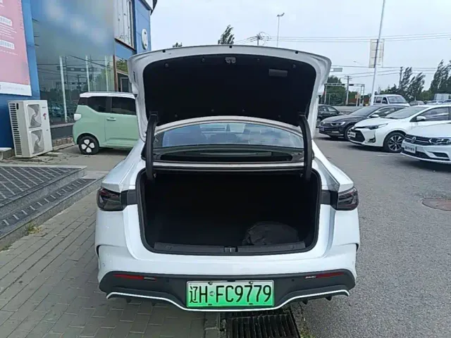 BYD Seal 06 — Фото автомобиля 18