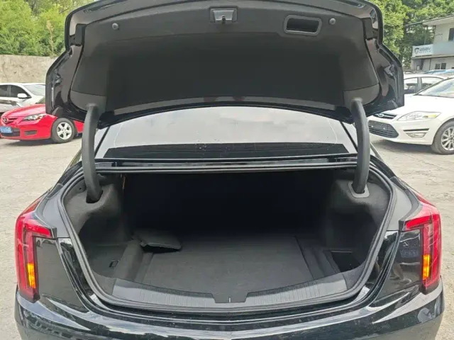 Cadillac CT5 — Фото автомобиля 18