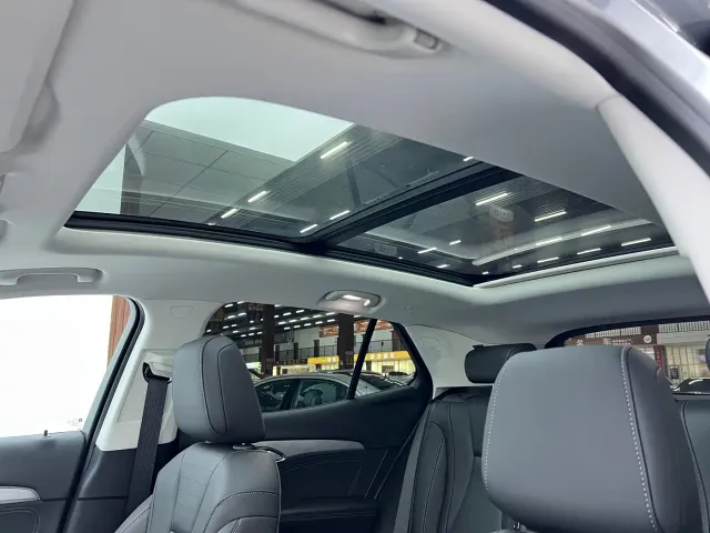 Buick Envision S — Фото автомобиля 18