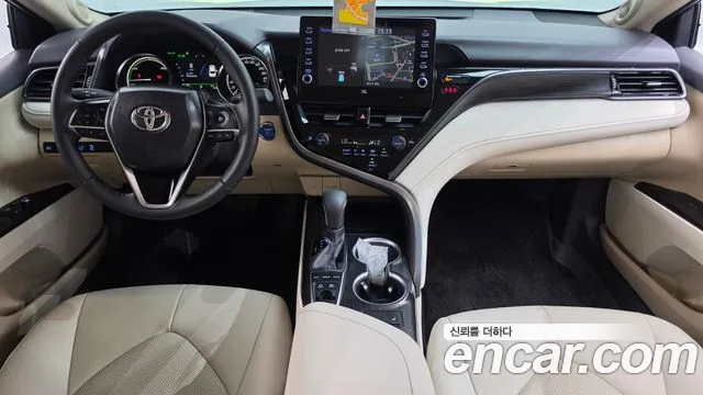 Toyota Camry — Фото автомобиля 6