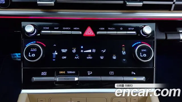 Hyundai Santa Fe — Фото автомобиля 17