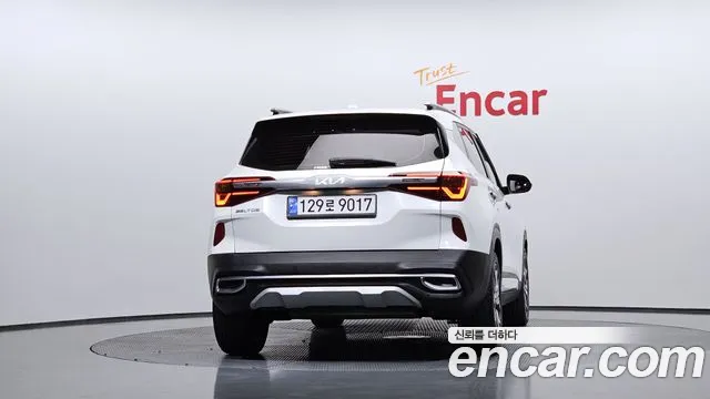 Kia Seltos Seltos Бензин 1.6 турбо 2WD — Фото автомобиля 4
