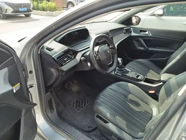 Peugeot 408 — Фото автомобиля 15