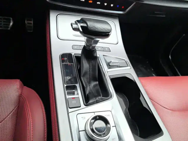 Jetour Jetour X70 PLUS 2021 1.6T DCT Star 7-Seater — Фото автомобиля 13