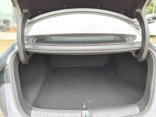 BYD Qin L — Фото автомобиля 18