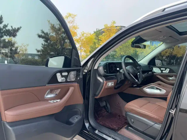 Mercedes-Benz GLE-Class — Фото автомобиля 5