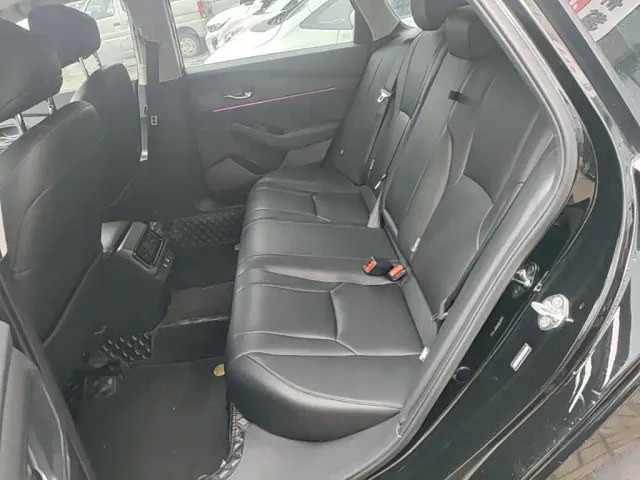 Honda Accord — Фото автомобиля 16