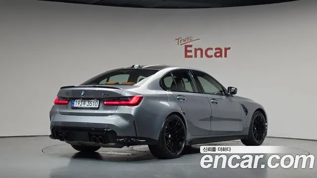 Фотография автомобиля — BMW M3