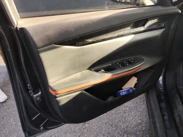 Changan UNI-V — Фото автомобиля 7