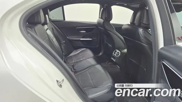 Mercedes-Benz C-Class — Фото автомобиля 19
