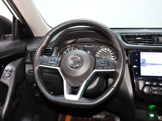 Nissan X-Trail — Фото автомобиля 13